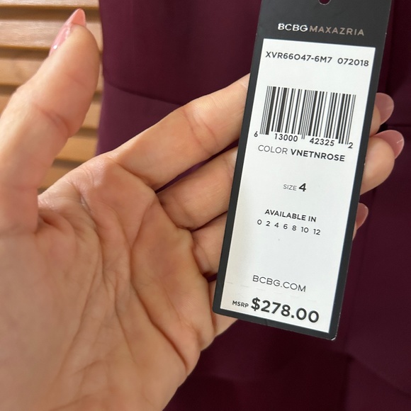 BCBGMAXAZRIA Sleeveless Halter Peplum Dress - Picture 4 of 9